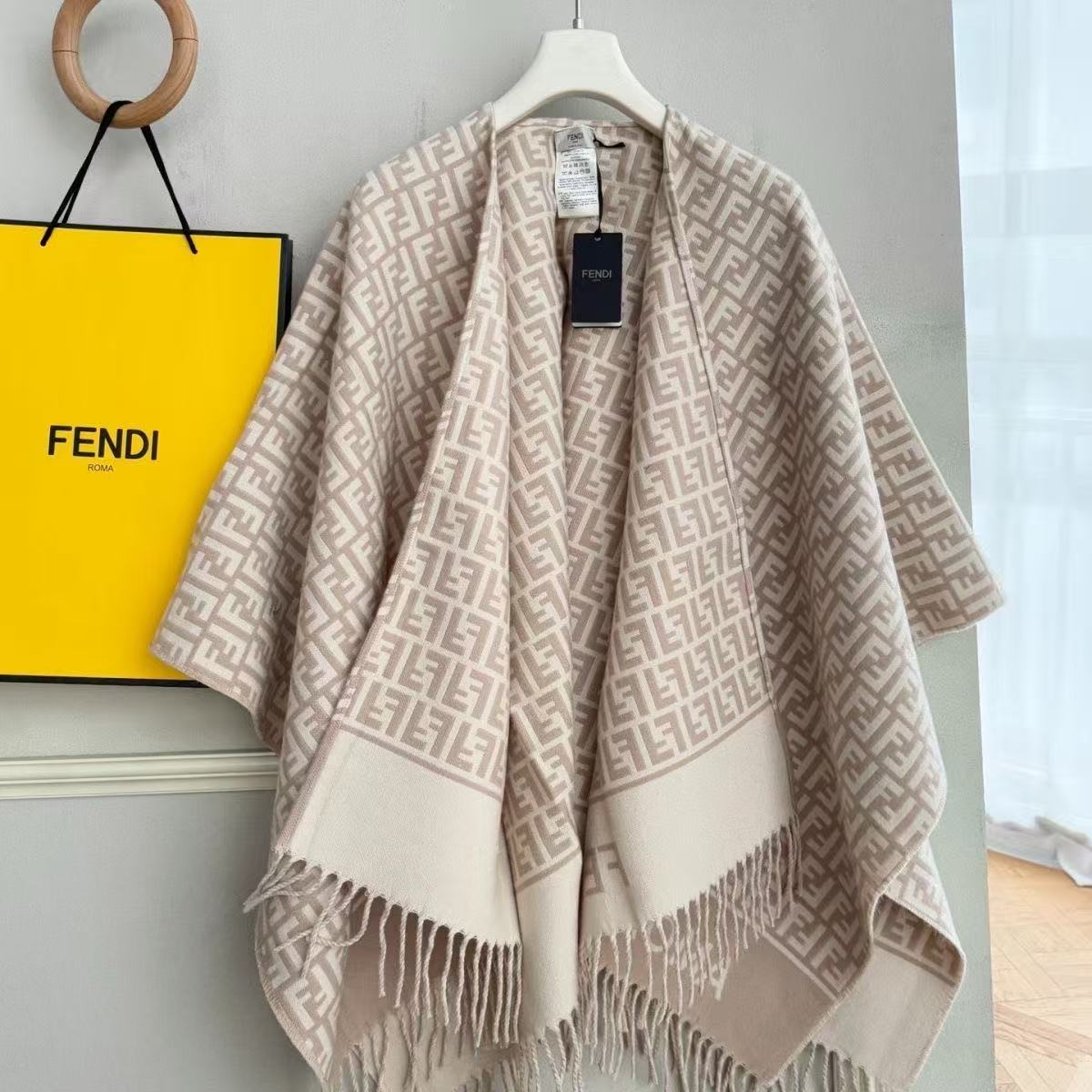 Two-color geometric texture knitted shawl, fringed edge loose warm exterior