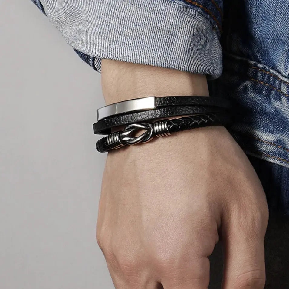 Cormac Stack in Noir