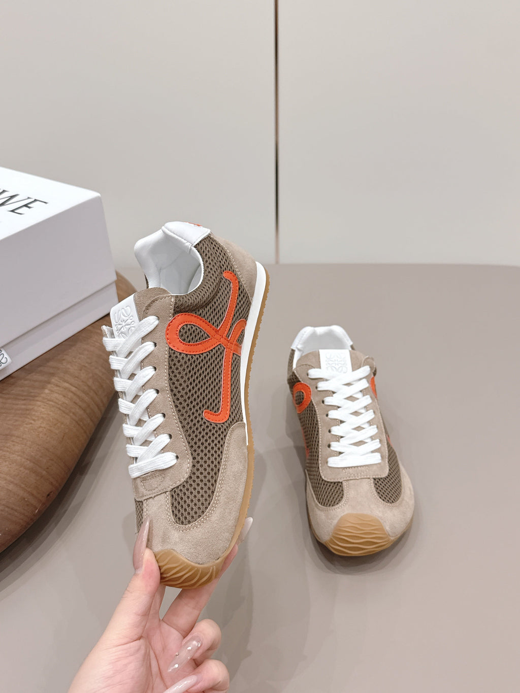 L2-Sneakers