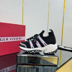 R-Sneakers