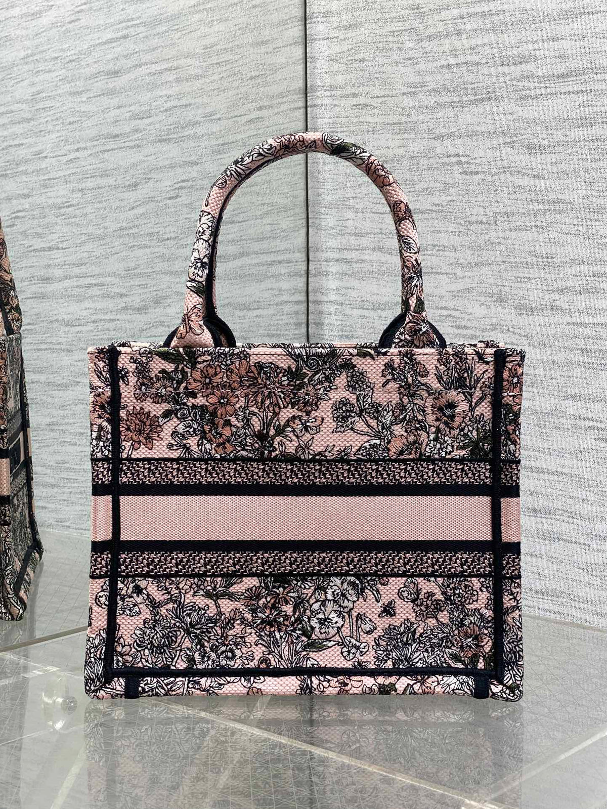 D-Book Tote