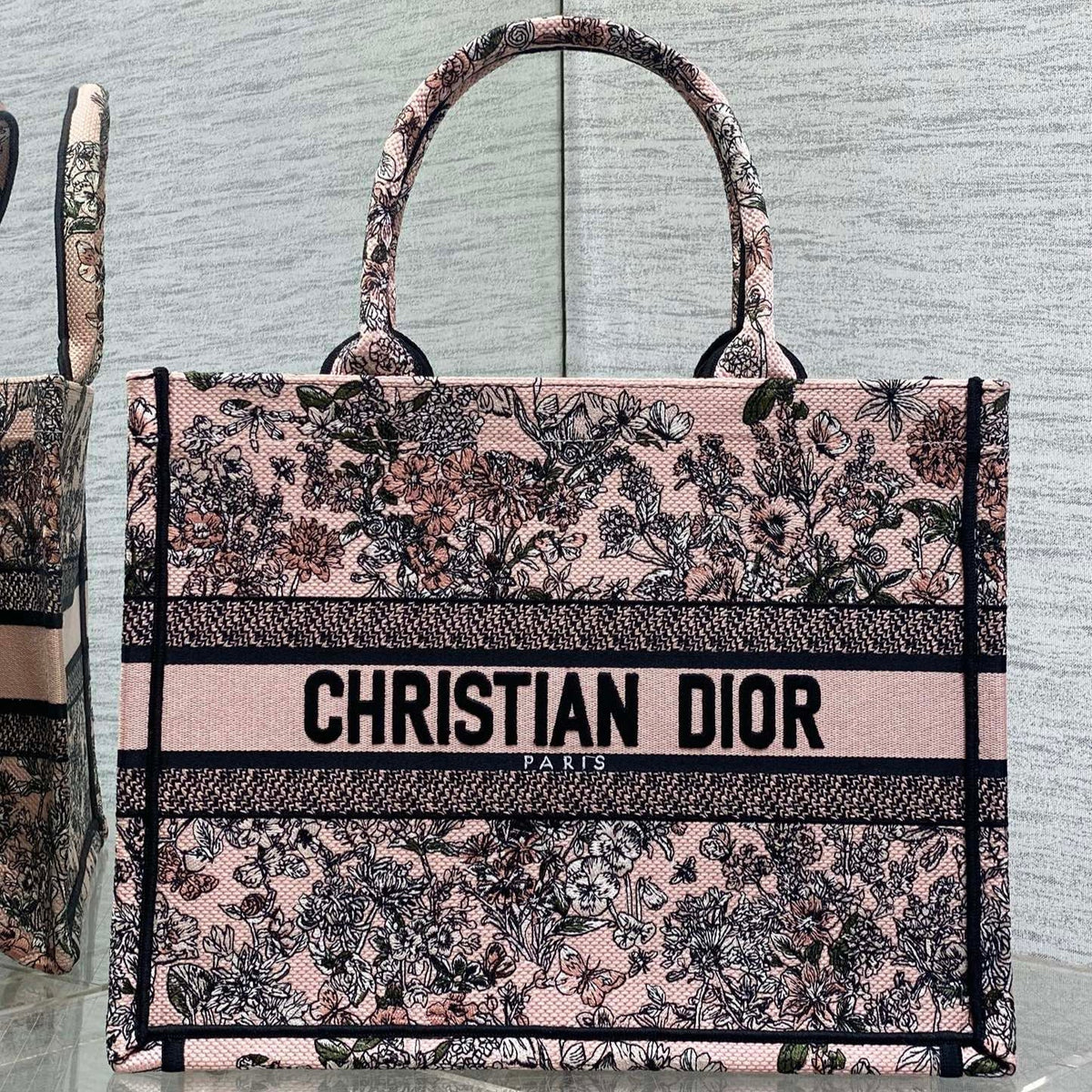 D-Book Tote