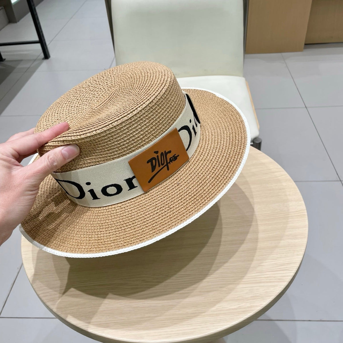D-Cap
