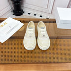 D-Sneakers