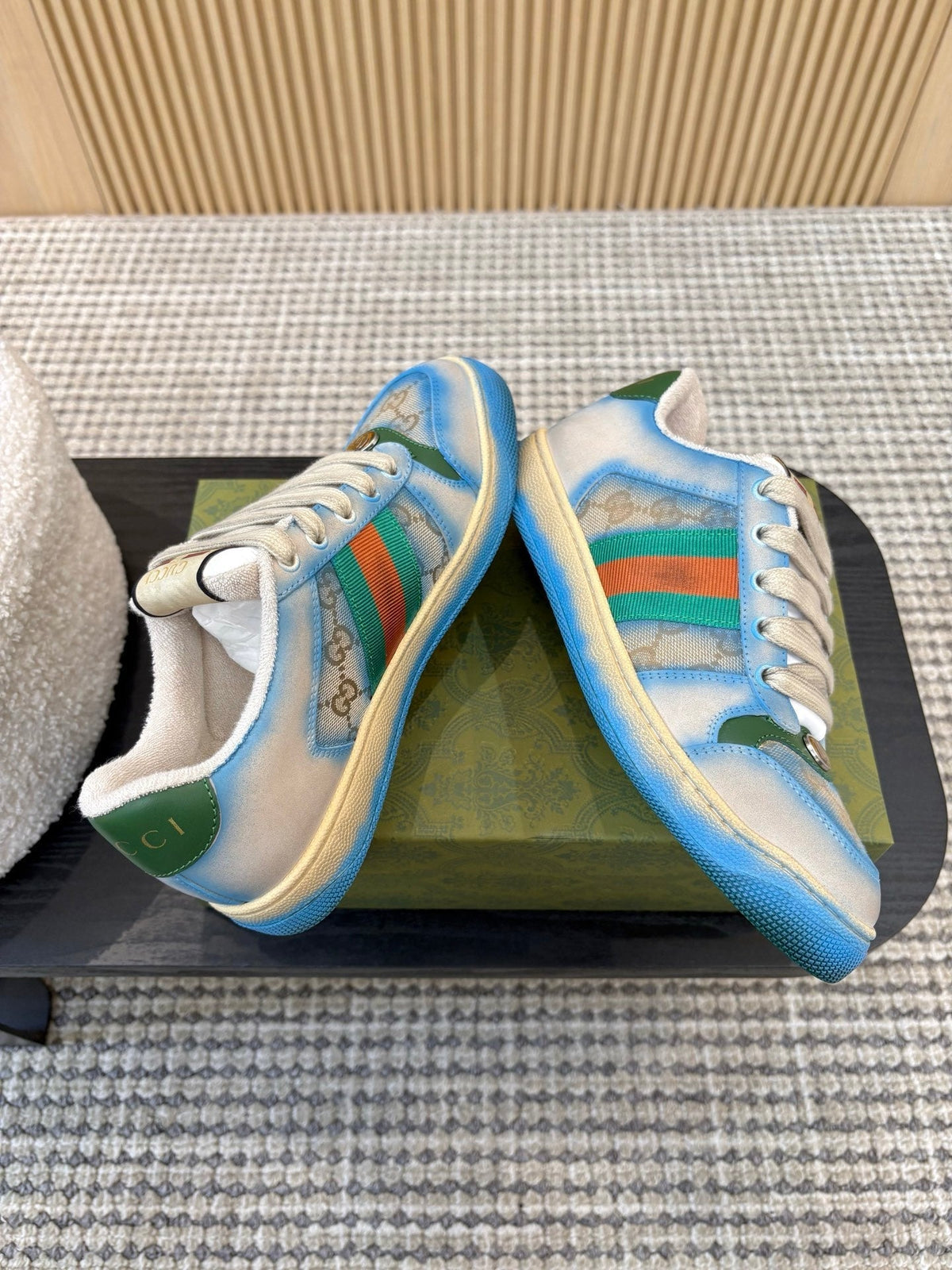 G-Sneakers