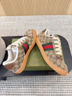 G-Sneakers