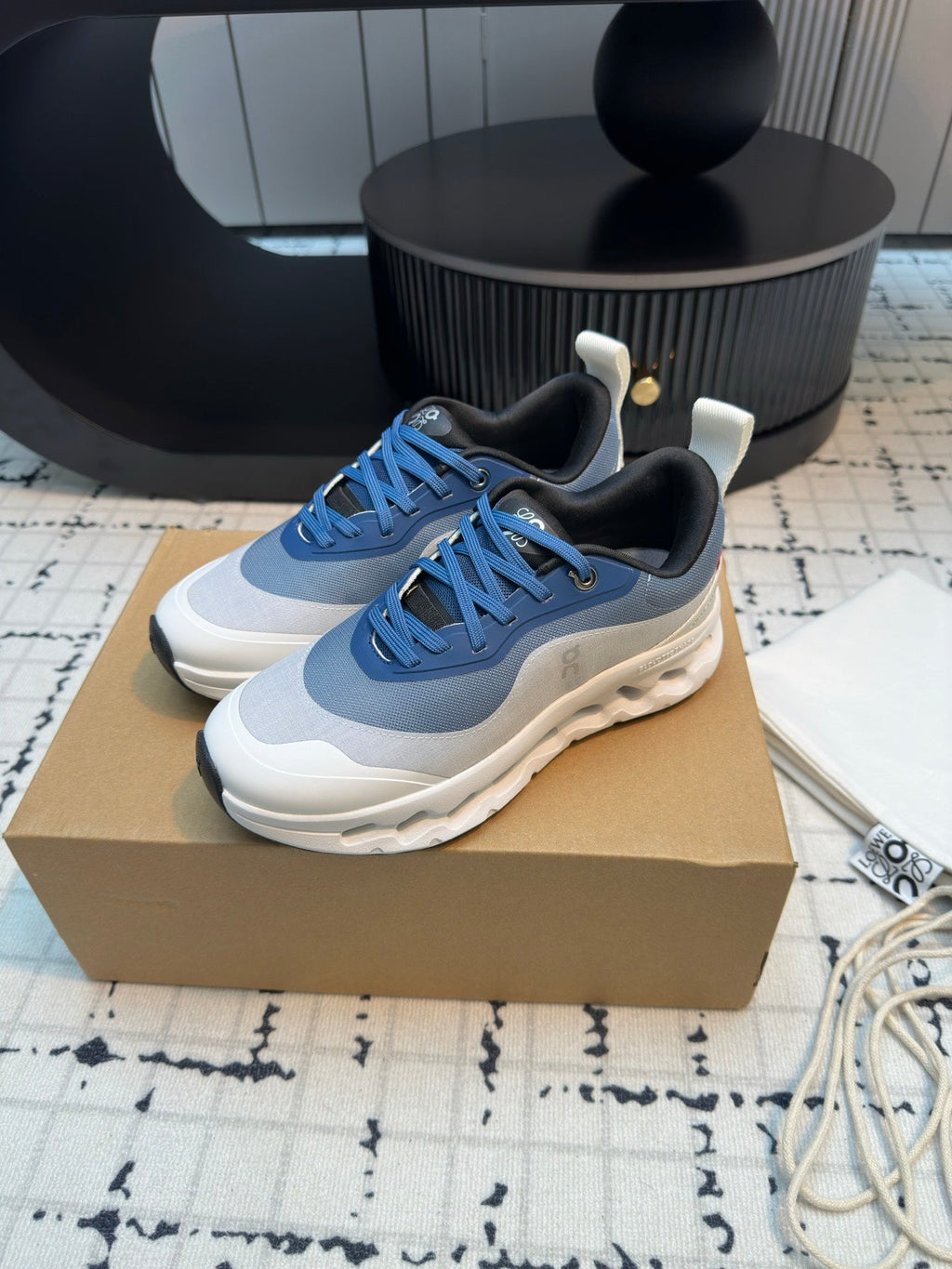 L2-Sneakers