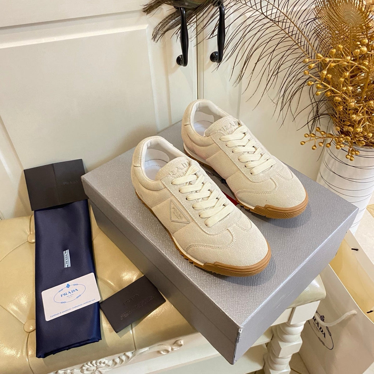 P-Sneakers