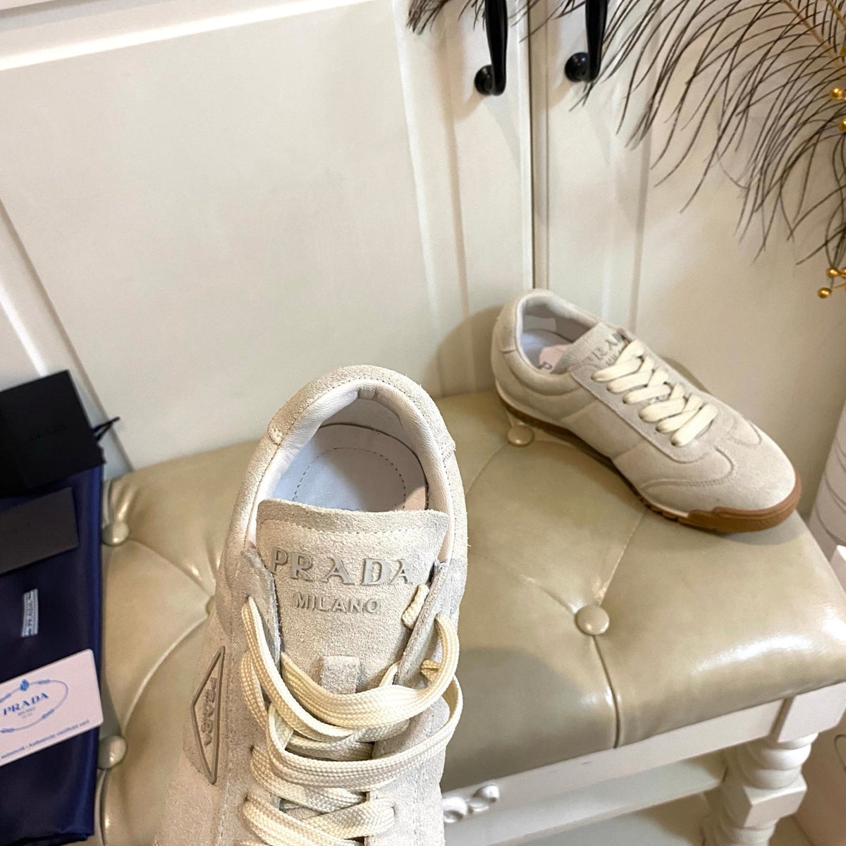 P-Sneakers
