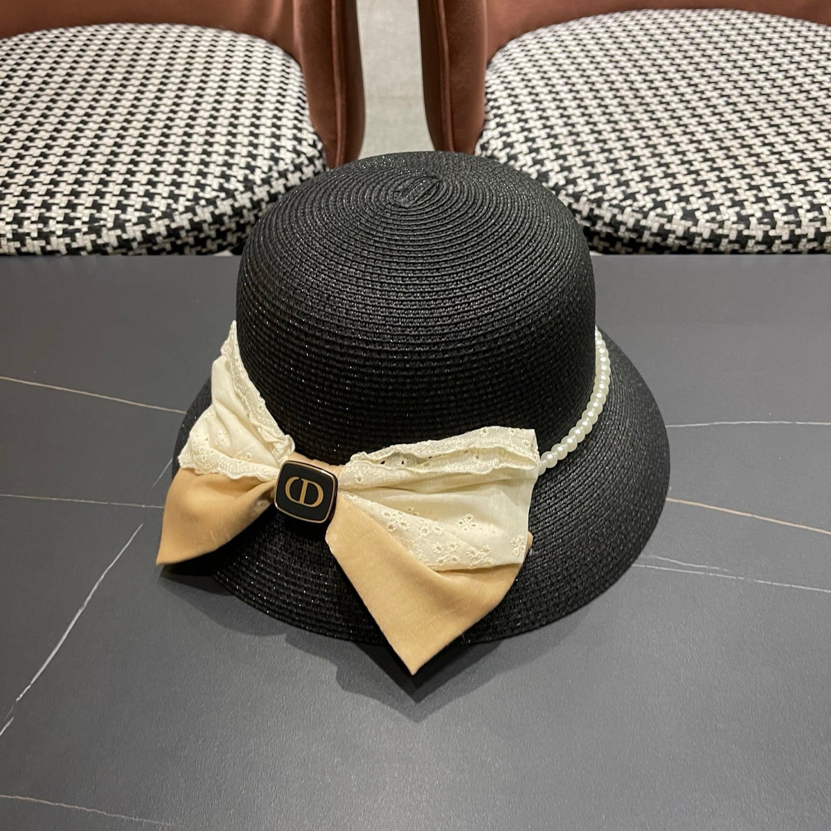 D-Cap