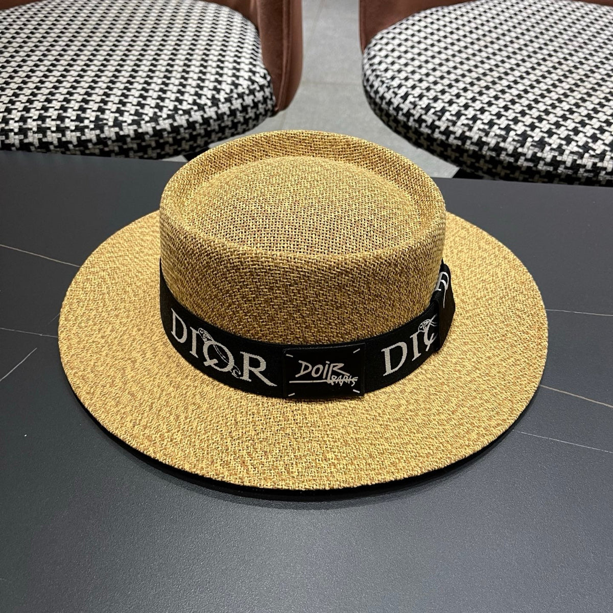 D-Cap