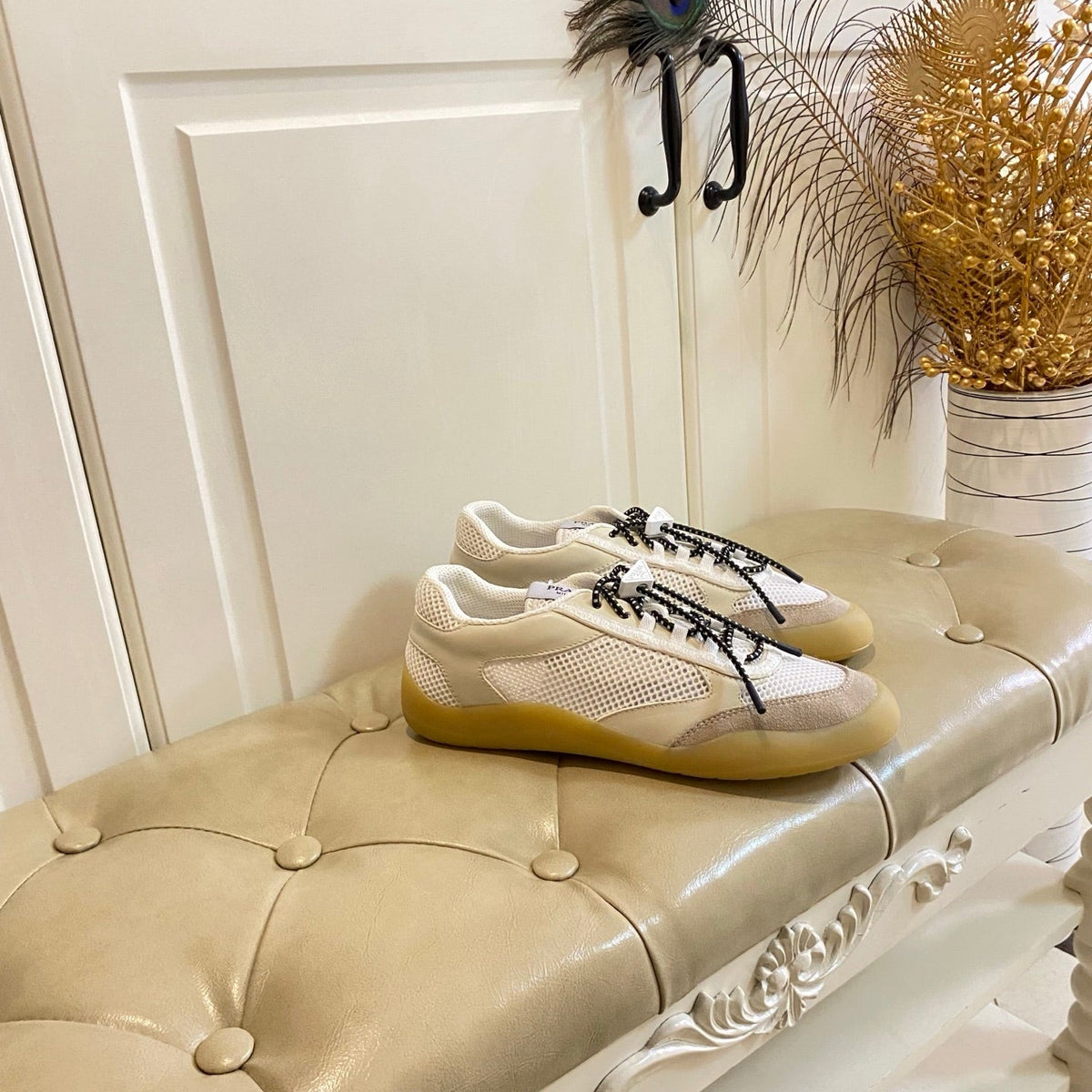 P-Sneakers
