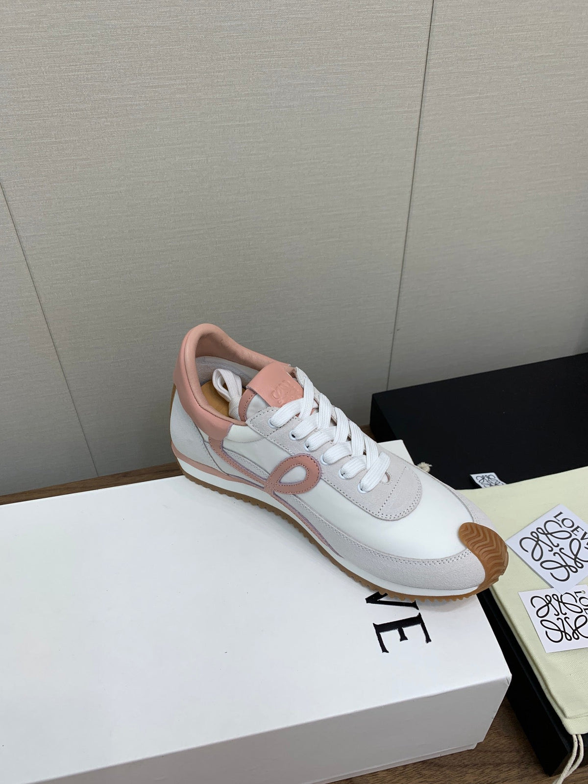 L2-Sneakers