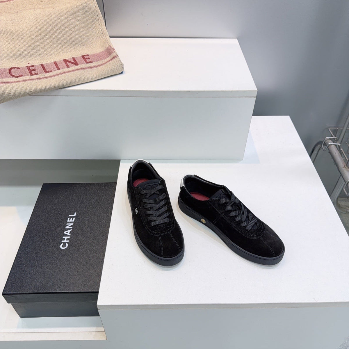 C-Sneakers