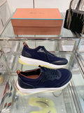 L-Sneakers