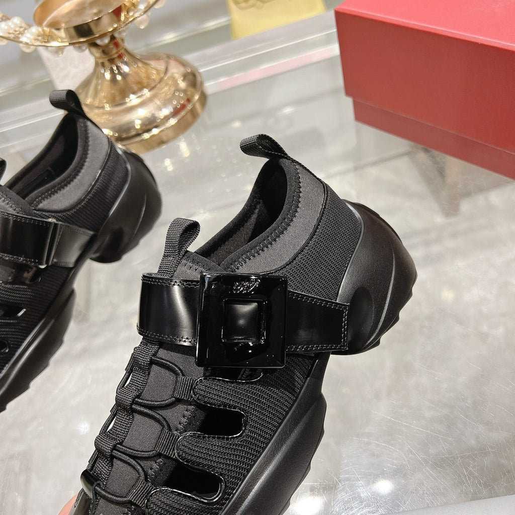 R-Sneakers
