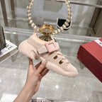 R-Sneakers